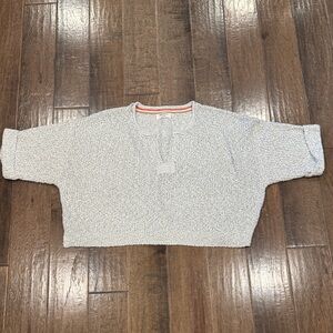 Zenana Outfitters Cream Cropped Sweater